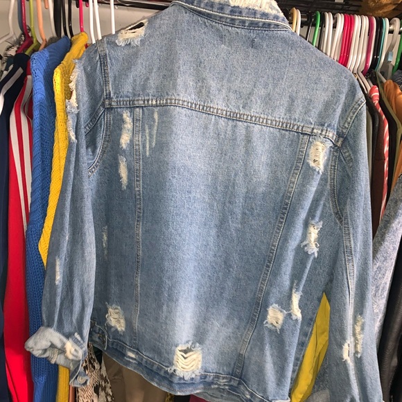Fashion Nova Distressed denim jacket M - Picture 3 of 3